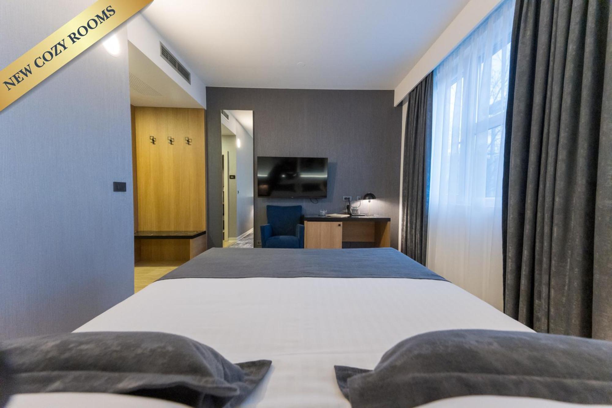 Hotel Jarun Zagreb Bagian luar foto